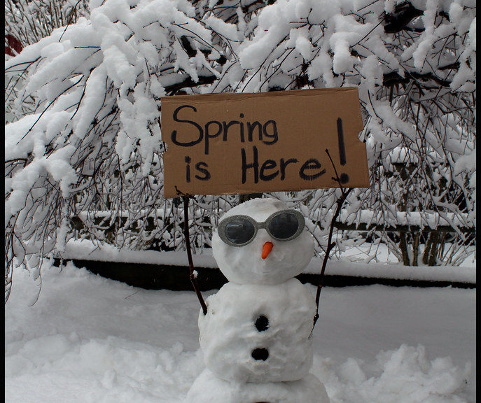 spring snowman skiing