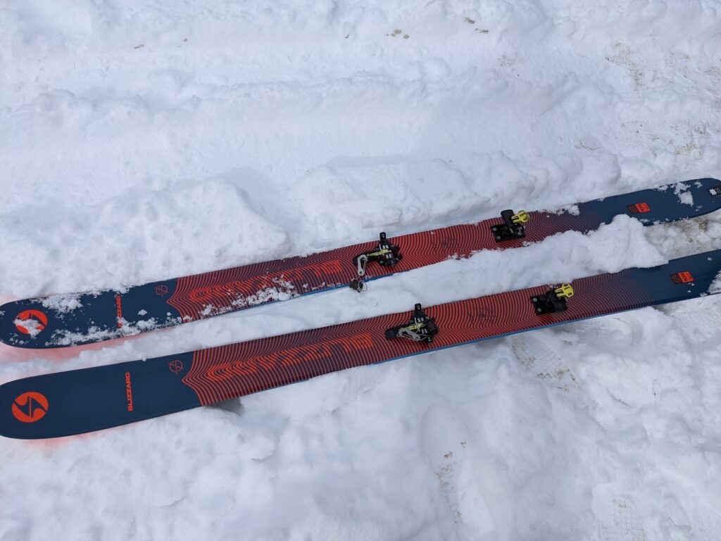 blizzard zero g 105 skis mounted with salomon mtn bindings in the snow