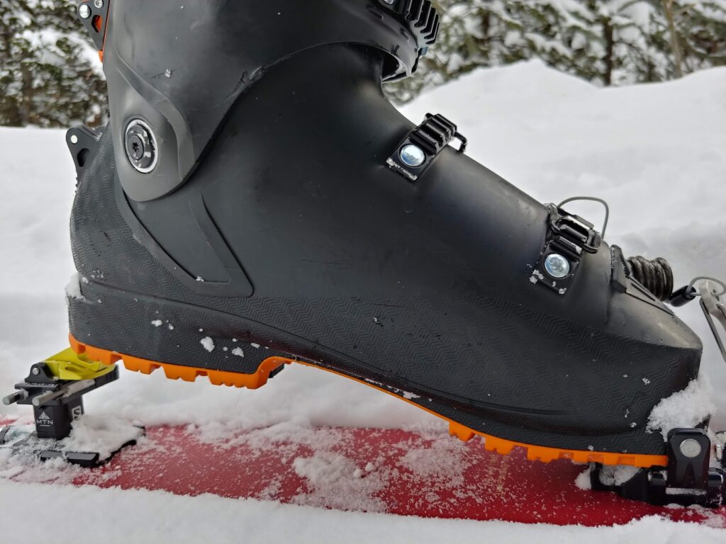 Salomon mtn binding clearance weight